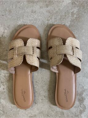 Woven Slide Sandals in Tan and Natural
